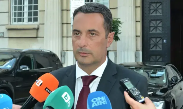 Министър Гвоздейков убеден, че протестът на зърнарите е политически - Tribune.bg