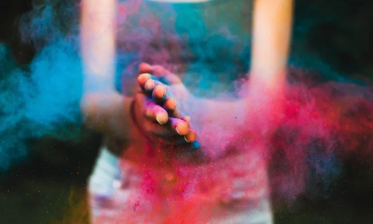 Цветовете по Учителя Петър Дънов - Tribune.bg