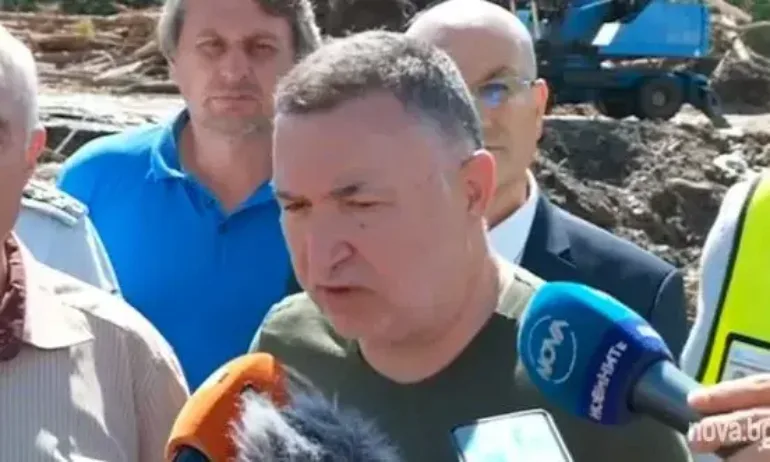 След потопа: Всички с пострадали домове са подслонени, необходими са още техника и хора - Tribune.bg