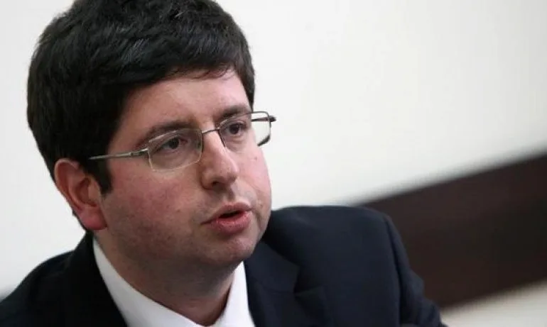 ДПС вкарват депутат от Ямбол само с 615 бюлетини - Tribune.bg