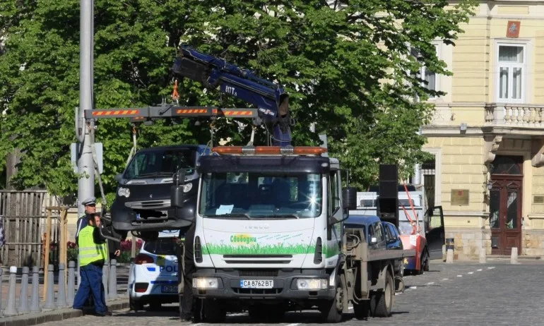 Нова услуга в София: SMS за вдигнат автомобил - Tribune.bg