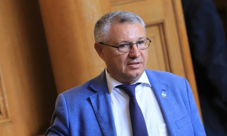 Оглеждат Велизар Шаламанов и Тодор Тагарев за военен министър - Tribune.bg