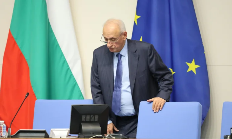 Осми провален избор за председател на НС - Tribune.bg