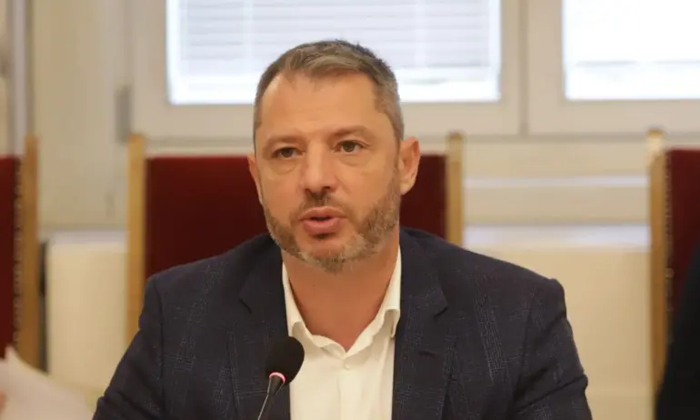 Делян Добрев: Приходната част в Бюджет 2024 е надценена с около 5 млрд. лв. - Tribune.bg