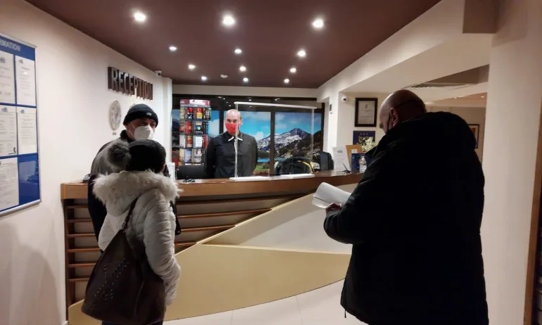 Проверка: В зимните курорти не нарушават заповедта на министъра на здравеопазването - Tribune.bg