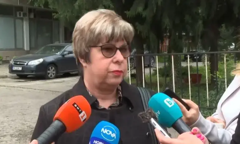 Адвокатът на барикадиралия се полицай: Опитал е да се обеси на кабел - Tribune.bg