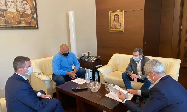 Борисов проведе среща с лидерите на КНСБ и КТ Подкрепа - Tribune.bg