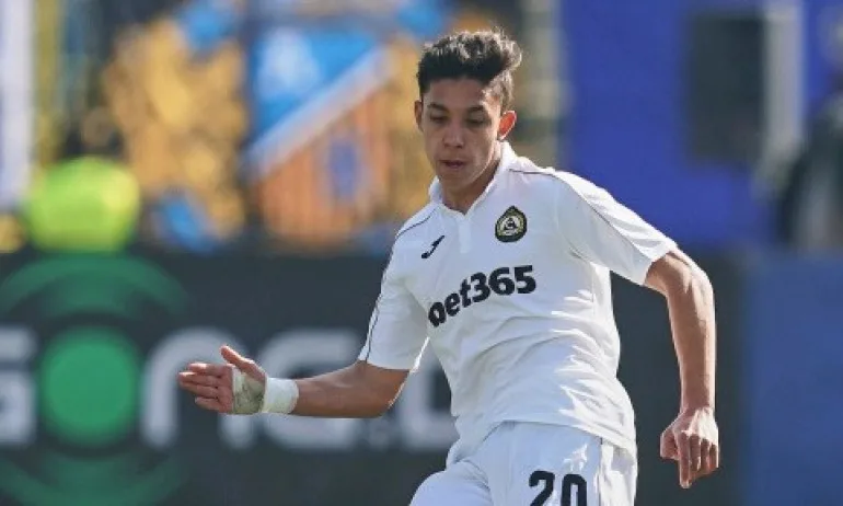 Кръстев на награждаването: Имаме шанс да продължим в Лига Европа - Tribune.bg