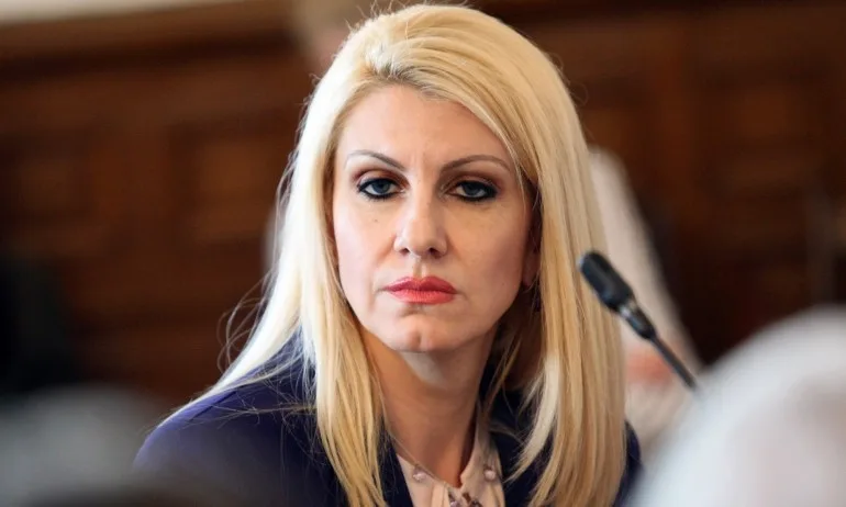 Десислава Ахладова временно ще е министър на правосъдието - Tribune.bg