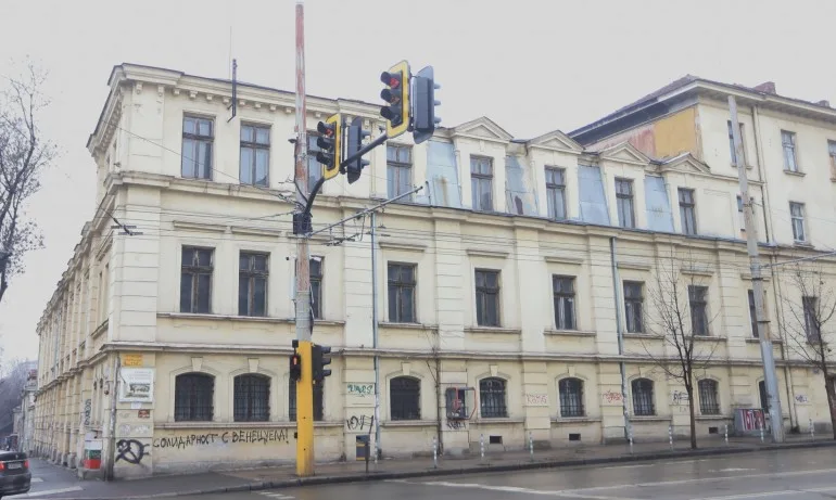 Оправдателни присъди на първа инстанция по делото за Царските конюшни - Tribune.bg