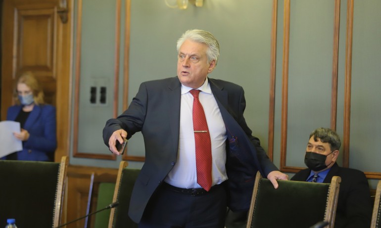 Рашков проверява дали има изчезнали пари, предназначени за детска болница - Tribune.bg