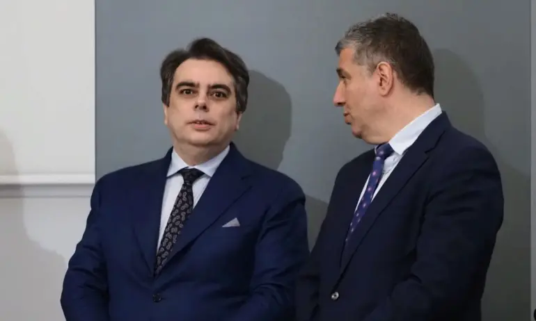 Андрей Цеков беше зает да пробутва субсидии на транспортни фирми, вместо актуализация на законодателството - Tribune.bg