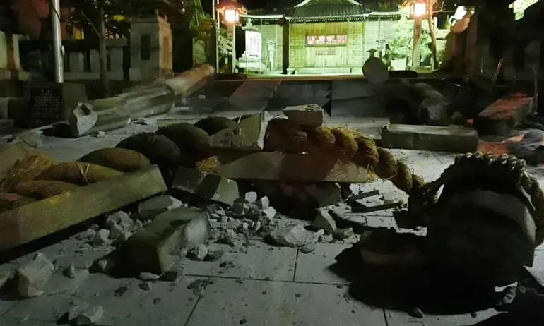 Хиляди ще прекарат нощта в евакуационни центрове след силния трус в Япония - Tribune.bg