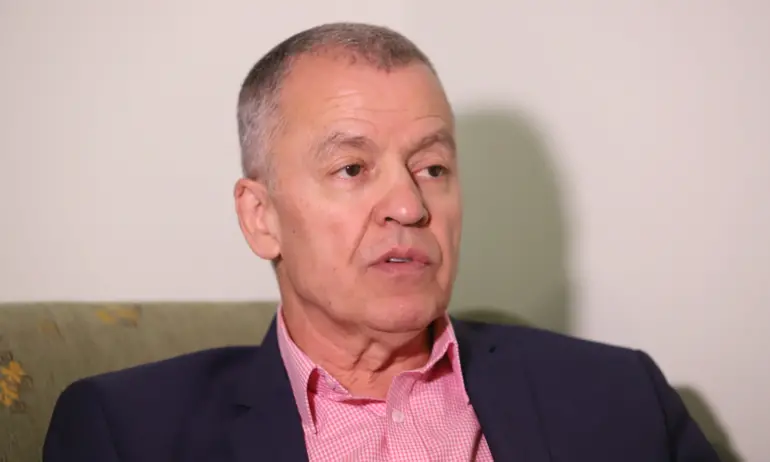 Проф. Таушанов: С над 50% увеличват средствата за онколекарства, а няма пари за биомаркери - Tribune.bg