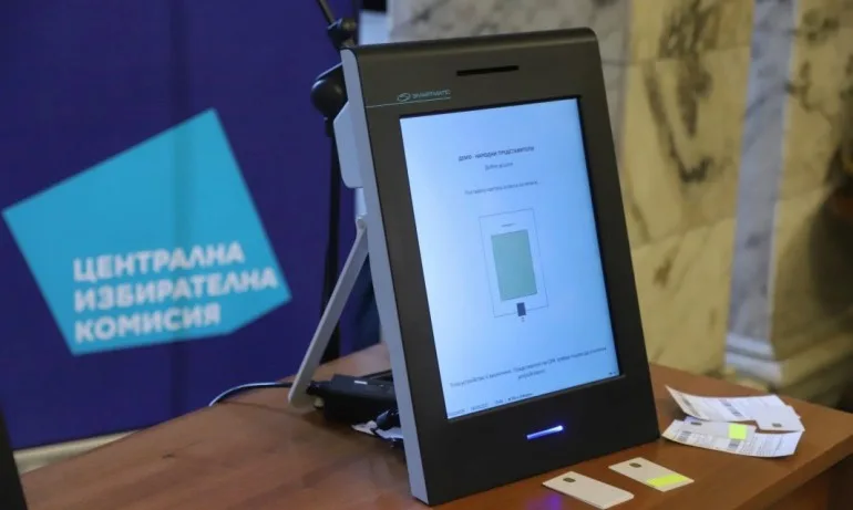 ЦИК оставя избирателни секции с над 1000 души само с една машина - Tribune.bg