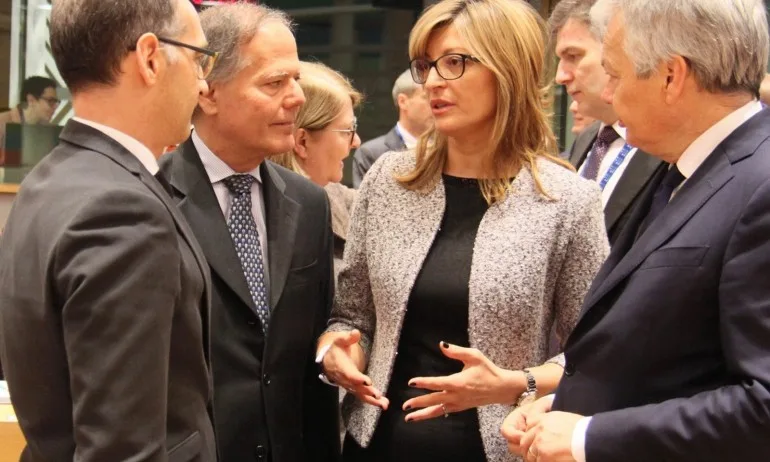 България държи преговорите за еврочленство на Македония да започнат догодина - Tribune.bg