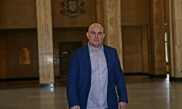 Проф. Димитър Иванов: Добри думи за бедния Хусар! - Tribune.bg