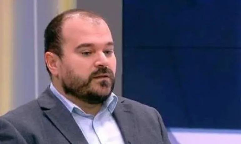 Двуличникът-президент Румен Радев... - Tribune.bg