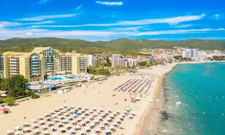 30% от хотелите в Слънчев бряг отварят днес - Tribune.bg