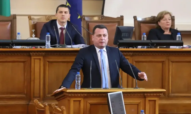 Иван Ченчев, БСП: Ще опитаме да отменим изгонването на руските дипломати - Tribune.bg