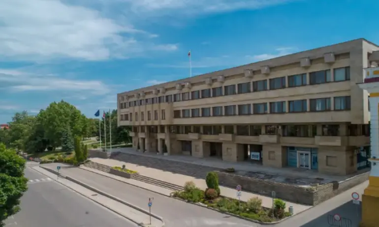 Днес е денят на Шумен. Честит празник! - Tribune.bg