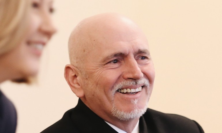 Събев съобщи във Фейсбук за поръчка на влакове за 1 млрд. лв. - Tribune.bg