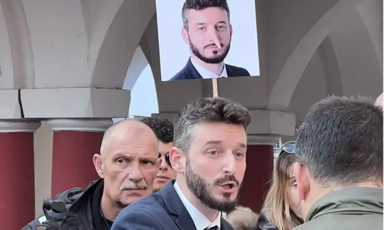 Граждани с пореден протест срещу кмета на Спаси София на район Илинден - Tribune.bg