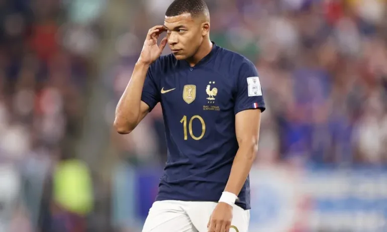 Франция се класира на осминафиналите на Мондиал 2022 след късен гол срещу Дания - Tribune.bg