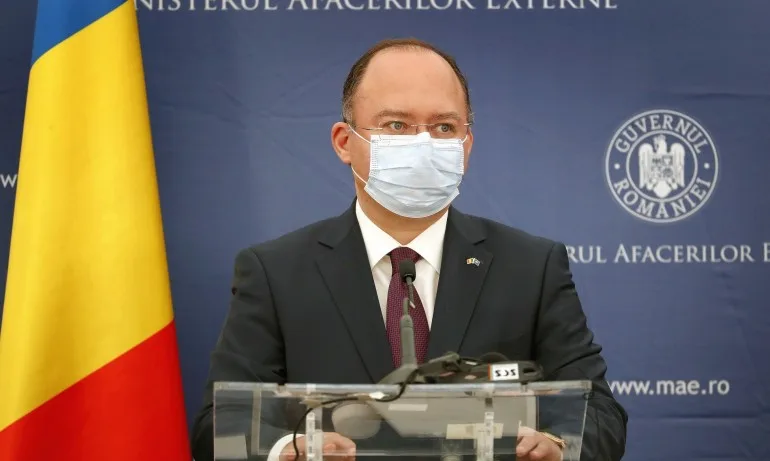 В знак на солидарност към Чехия: Румъния гони руски дипломат - Tribune.bg