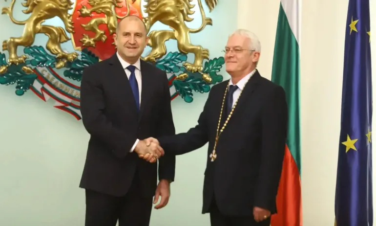 Шефът на НЗОК: Първо се изплащат заплатите, следват данъците и след това всичко останало - Tribune.bg