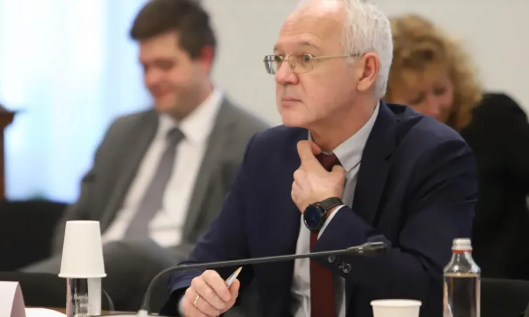 Велев: Газът ни е три пъти по скъп от Турция и Сърбия заради неумението на управляващите да преговарят - Tribune.bg