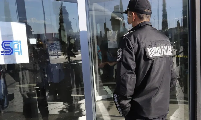 От 1 юни: Отпада карантината за влизащите у нас от ЕС, 14 дни изолация за гражданите на 8 държави - Tribune.bg