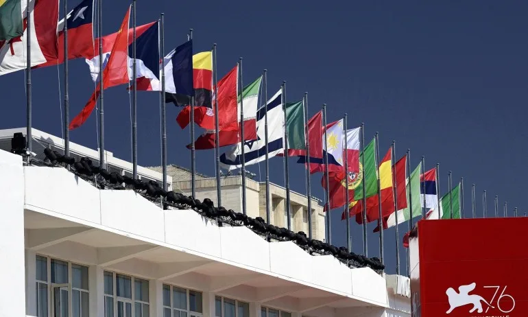 Блясък и дългоочаквани заглавия на филмовия фестивал във Венеция - Tribune.bg