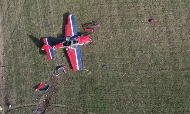 Експерти: Загиналият пилот е попаднал в плосък свредел, от който нямало измъкване - Tribune.bg