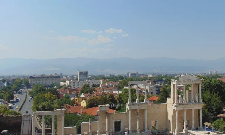 Община Пловдив с мерки за Коледа и Нова година - Tribune.bg