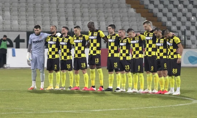 Футболистите на Ботев: Не се скaтаваме, ще оставим душите и сърцата си на терена - Tribune.bg