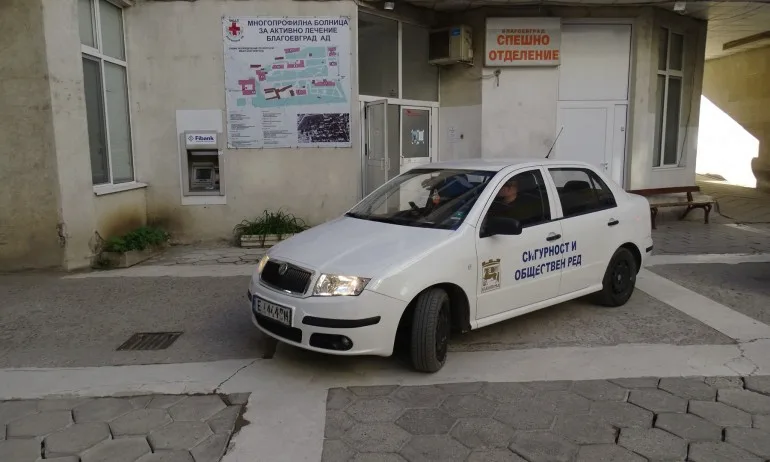 Бой заради маска в община Благоевград - Tribune.bg