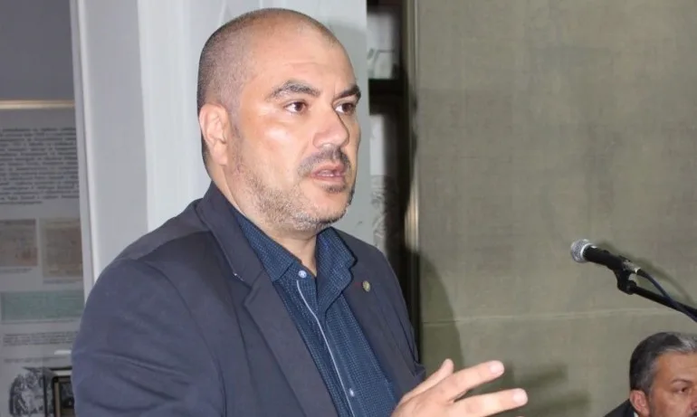 ГЕРБ-Габрово завежда дело срещу Табаков от Мутрите за клевети и нападение - Tribune.bg