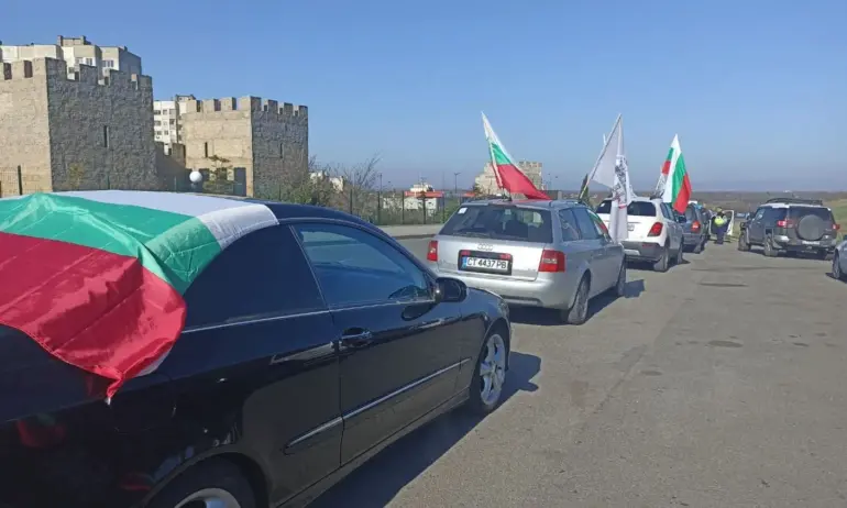 Миньори и енергетици излизат на протест, затварят важни пътни артерии - Tribune.bg