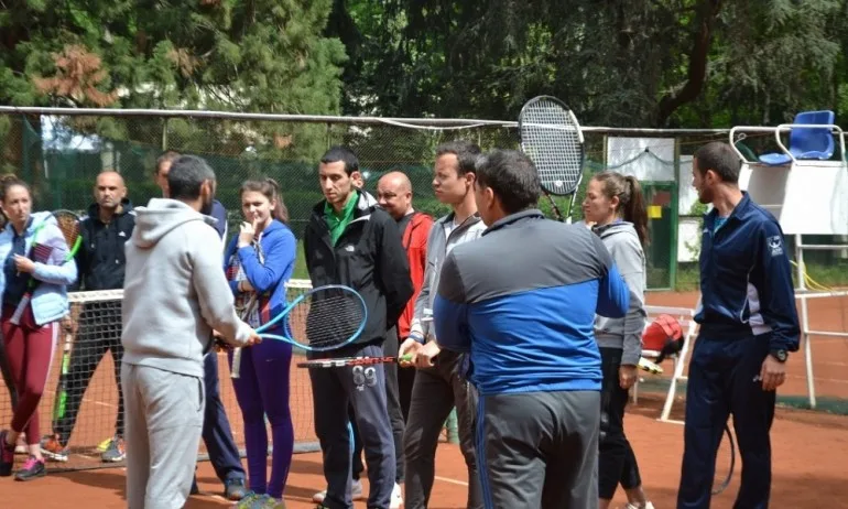 Треньорски курс по методиката на ITF се проведе на Националния ОББ тенис център - Tribune.bg