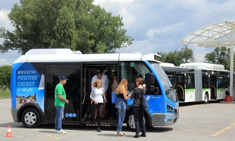 30 малки електробуса ще са довеждащ транспорт до метрото - Tribune.bg