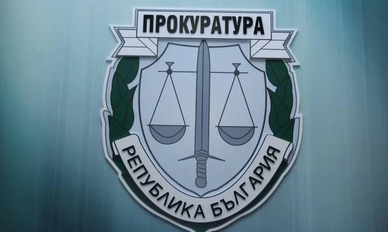 Дадоха на съд банда за подпомагане на нелегални мигранти - Tribune.bg