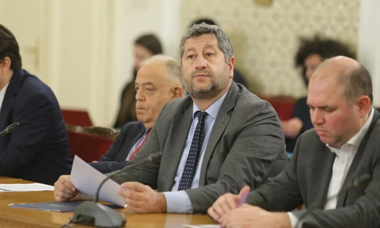 Христо Иванов: Може да изиграем ролята на моста, готови сме да застанем в средата на бойното поле - Tribune.bg