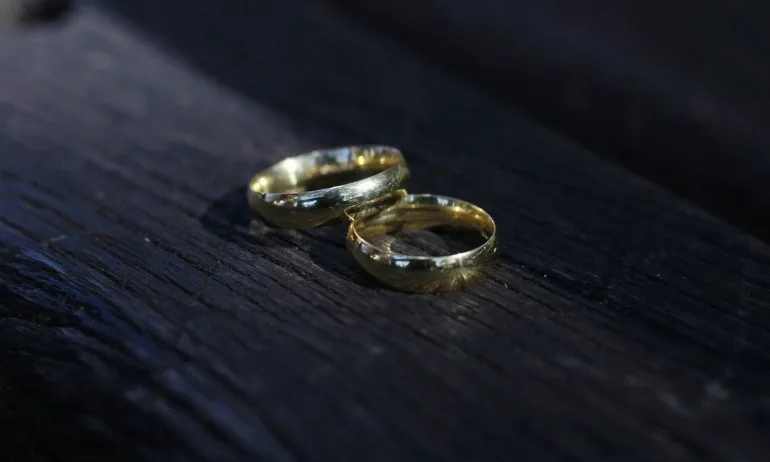 Евростат: България сред страните в ЕС с най-малко разводи - Tribune.bg