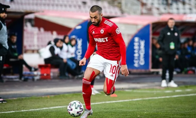 ЦСКА преговаря с трима чужденци - Tribune.bg