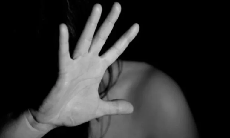 Онлайн платформа ще помага на жените - жертви на насилие - Tribune.bg