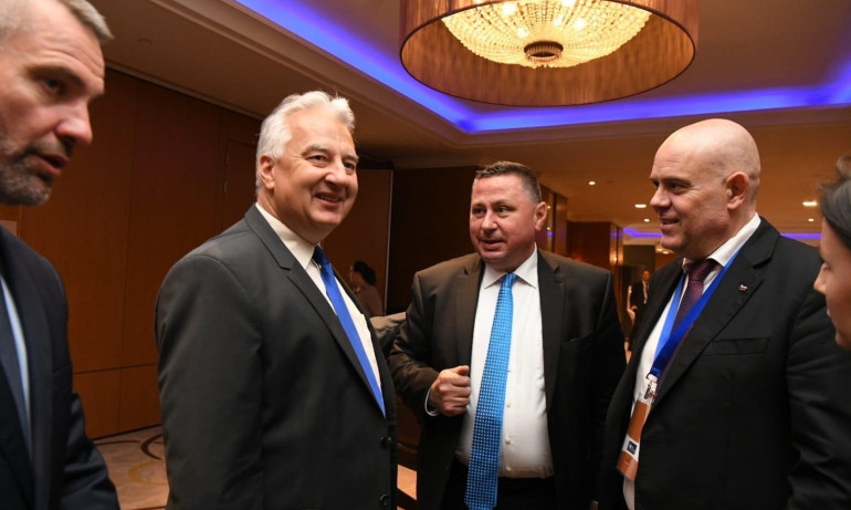 Главният прокурор Иван Гешев участва в Годишната конференция на Европейската еврейска асоциация в Будапеща - Tribune.bg
