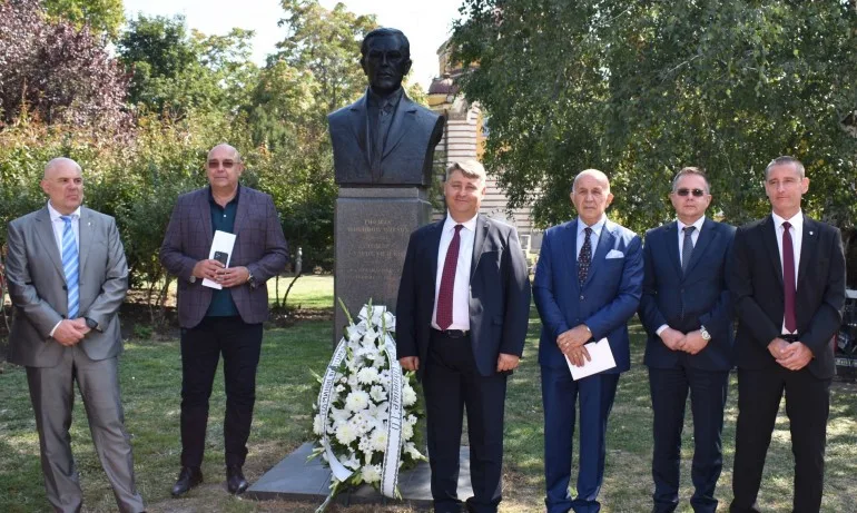 В София откриха паметник на защитника на България - американският президент Удроу Уилсън - Tribune.bg