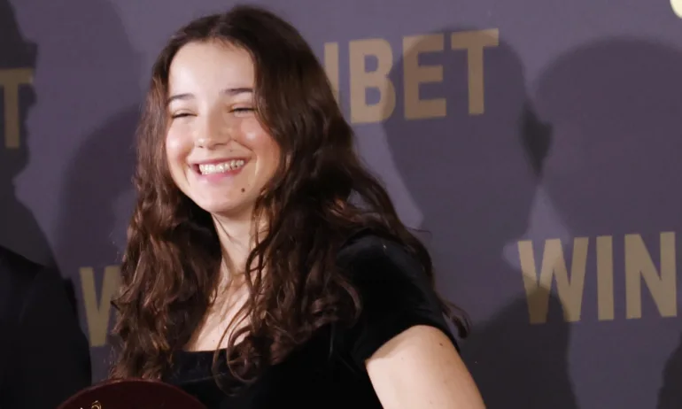 Малена Замфирова вече става, но ще е с патерици поне до септември - Tribune.bg