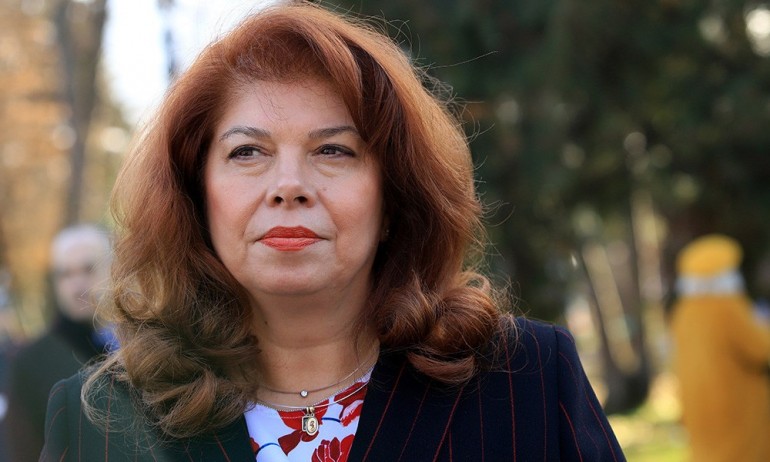 Илияна Йотова към правителството на Петков: Имат 100 дни, ако ли не ще ходим на нови избори - Tribune.bg